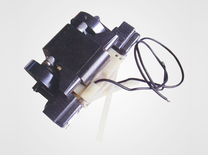 H912